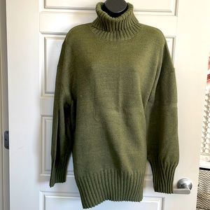 Turtle neck sweater